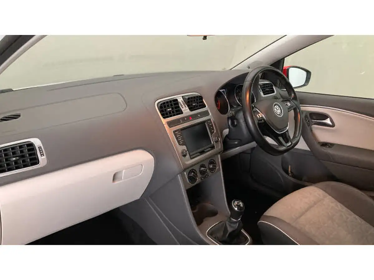2016-volkswagen-polo-12-tsi-beats-3d-big-1