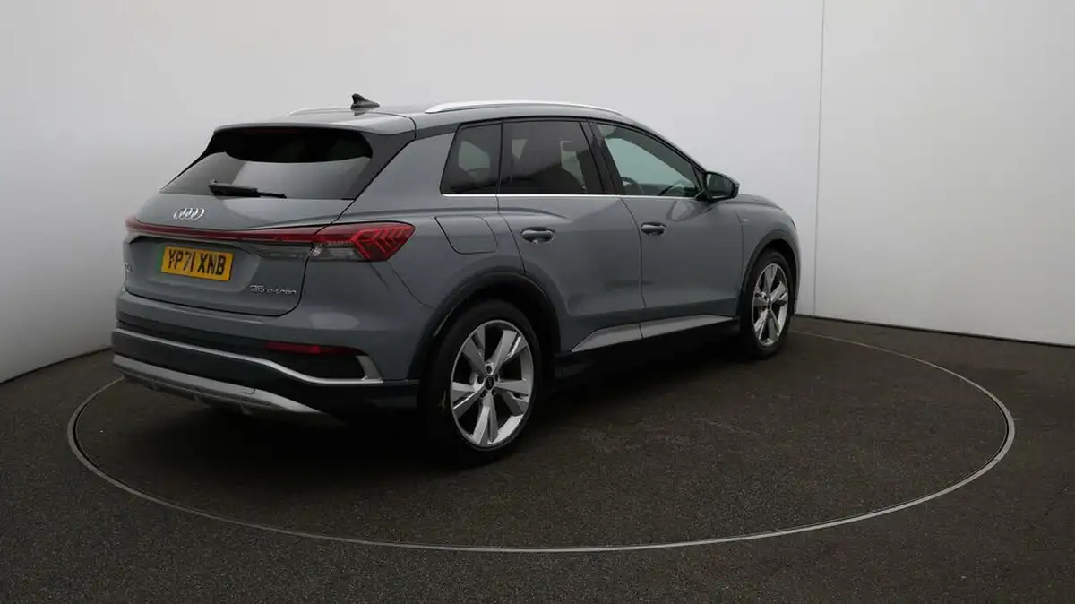 2021-audi-q4-e-tron-35e-s-line-station-wagon-big-48