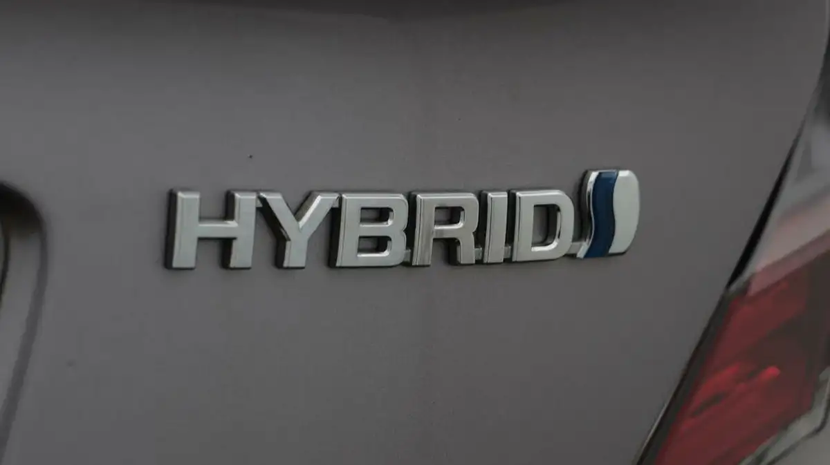 2019-toyota-c-hr-18-vvt-i-excel-big-22