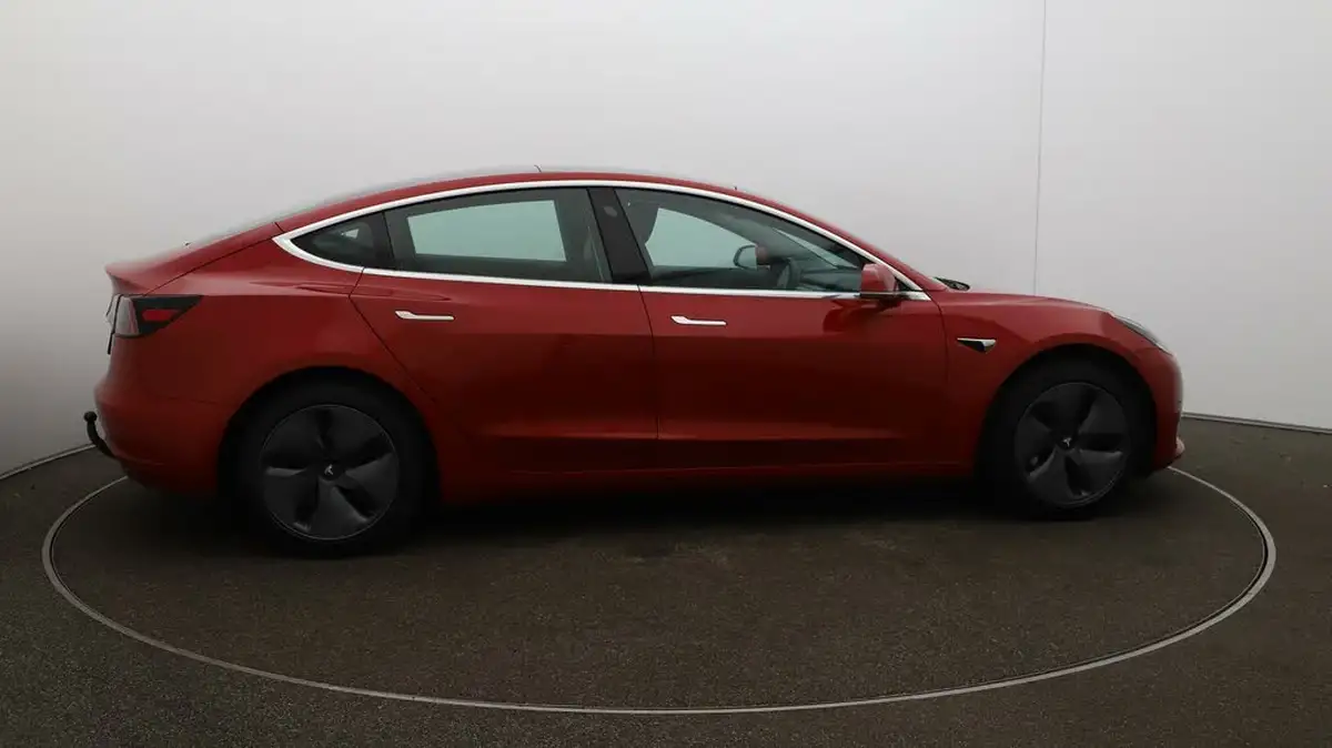 2020-tesla-model-3-e-standard-plus-big-41