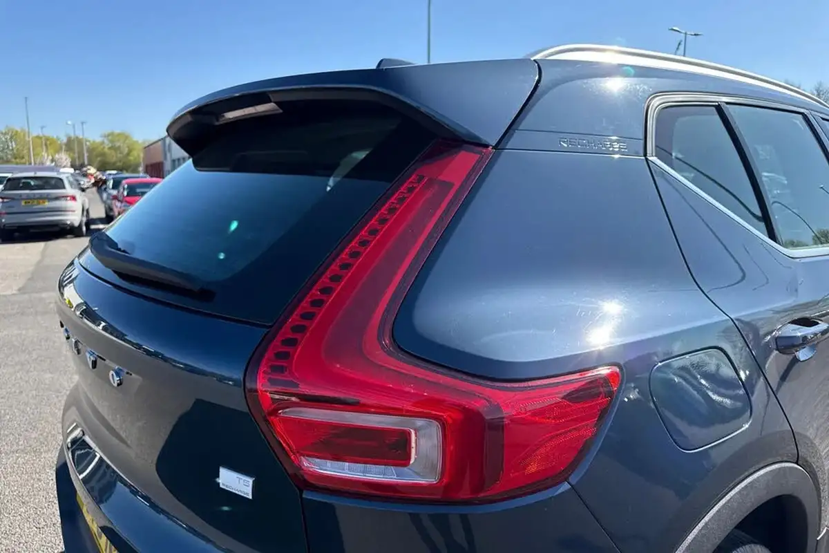 2020-volvo-xc40-15-t5-inscription-plug-in-hybrid-big-31