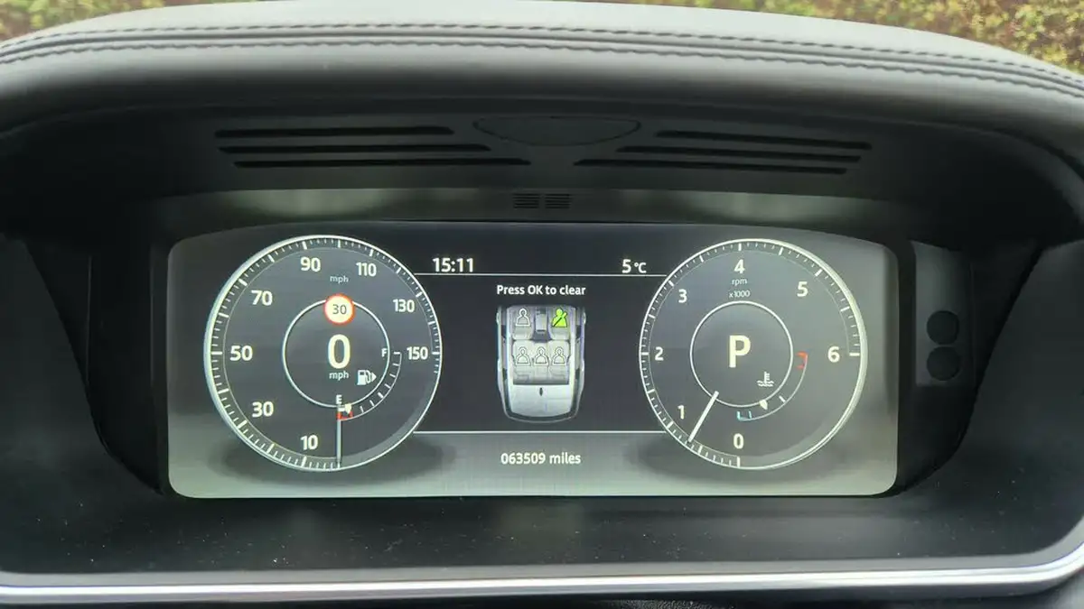 2017-land-rover-range-rover-sport-30-sd-v6-autobiography-dynamic-306hp-big-38