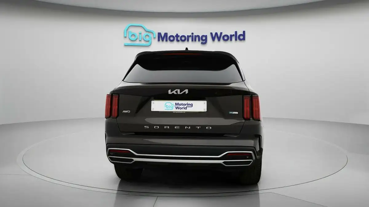 2022-kia-sorento-16-t-gdi-3-226bhp-hev-big-6