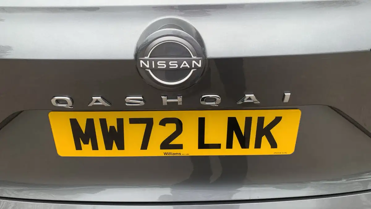 2022-nissan-qashqai-13-dig-t-tekna-158ps-xtronic-big-25