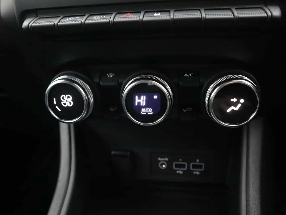 2021-renault-captur-10-tce-iconic-edition-big-28