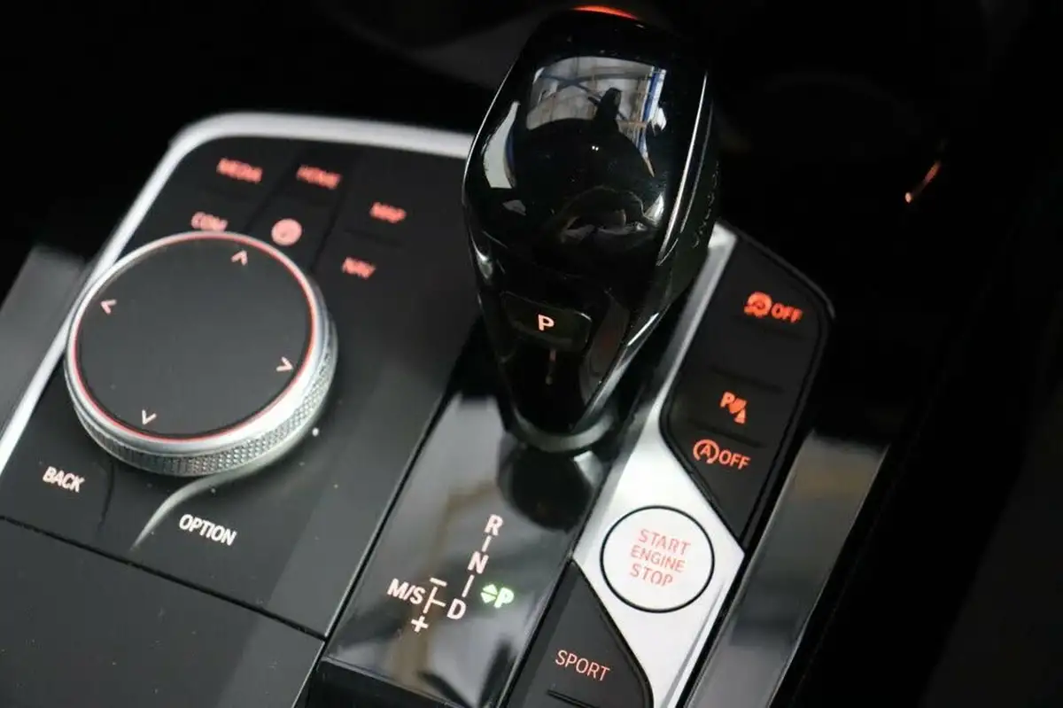 2022-bmw-2-series-15-218i-sport-lcp-coupe-4d-dct-big-24