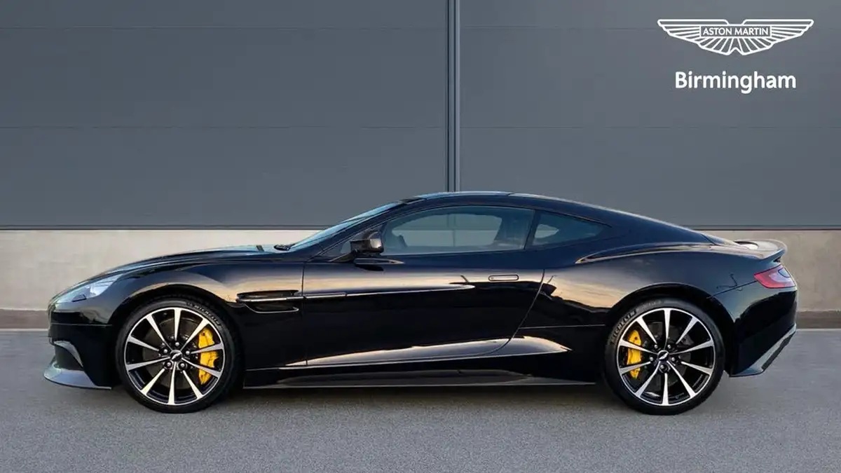 2014-aston-martin-vanquish-59-big-11