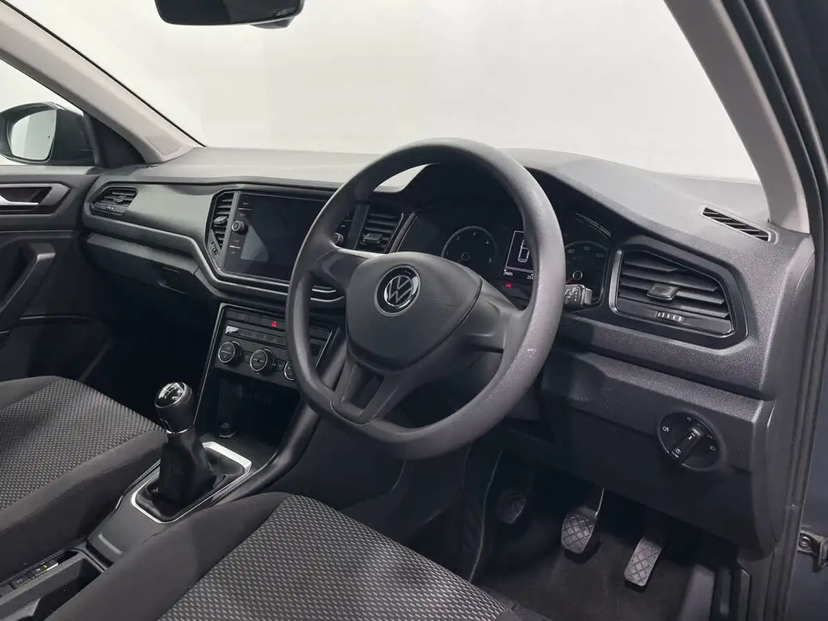 2021-volkswagen-t-roc-20tdi-s-big-9