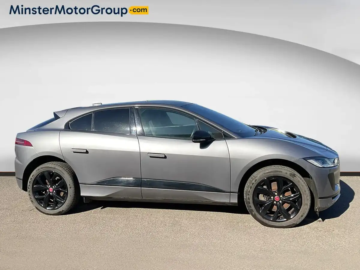 2021-jaguar-i-pace-ev400-black-big-1