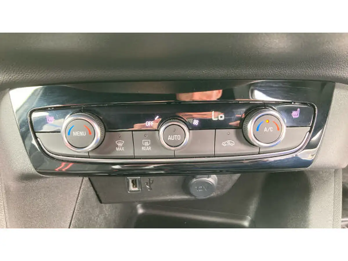 2023-vauxhall-corsa-e-gs-electric-136ps-11kw-charger-big-24