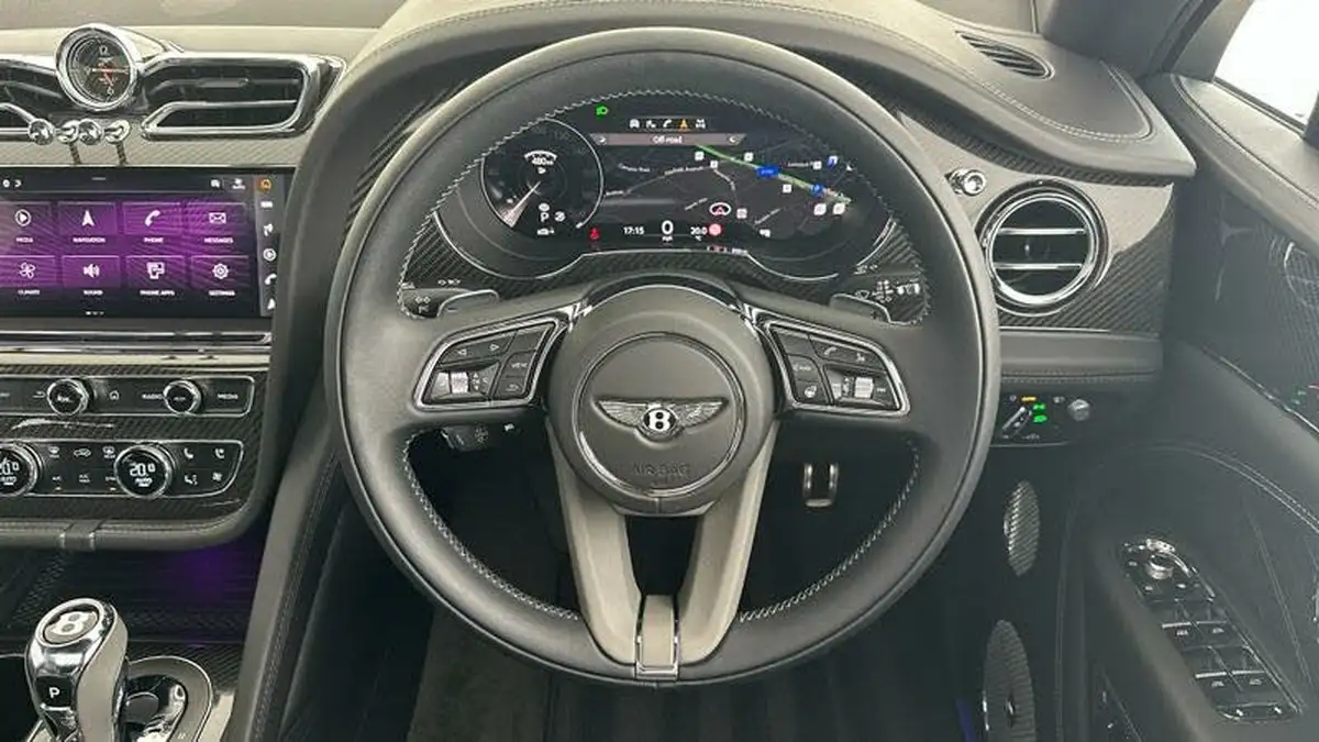 2025-bentley-bentayga-40-v8-extended-wheelbase-azure-big-42