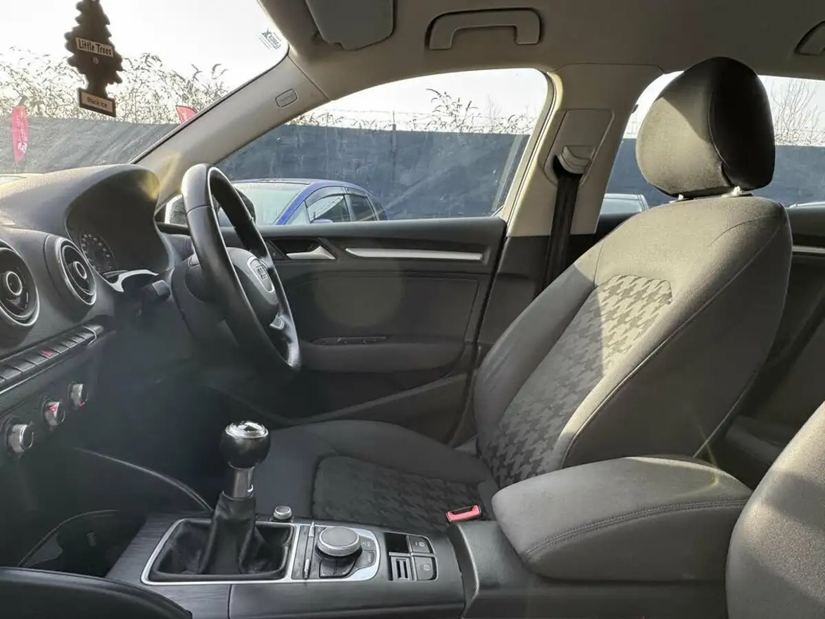 2014-audi-a3-16td-se-105ps-sportback-5d-big-45