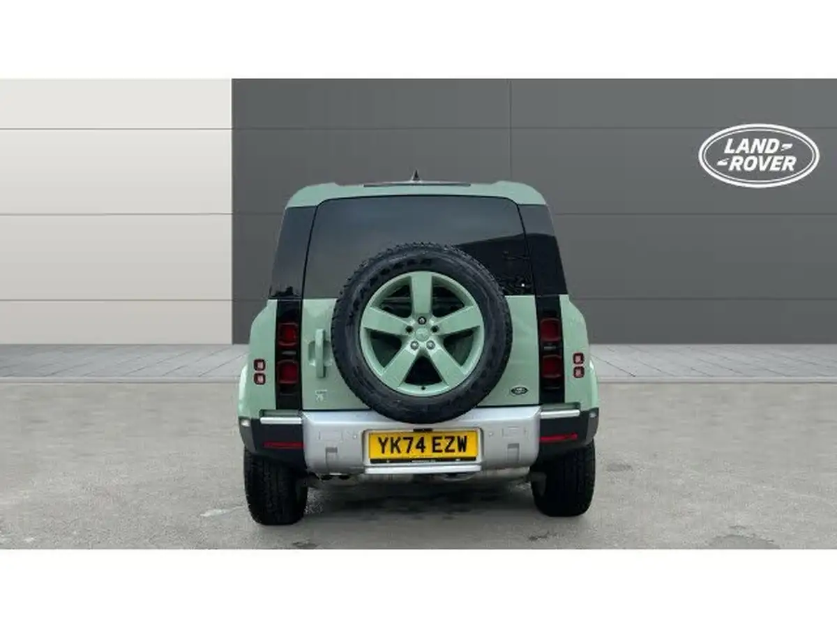 2024-land-rover-90-defender-30-d300-75th-edition-big-5