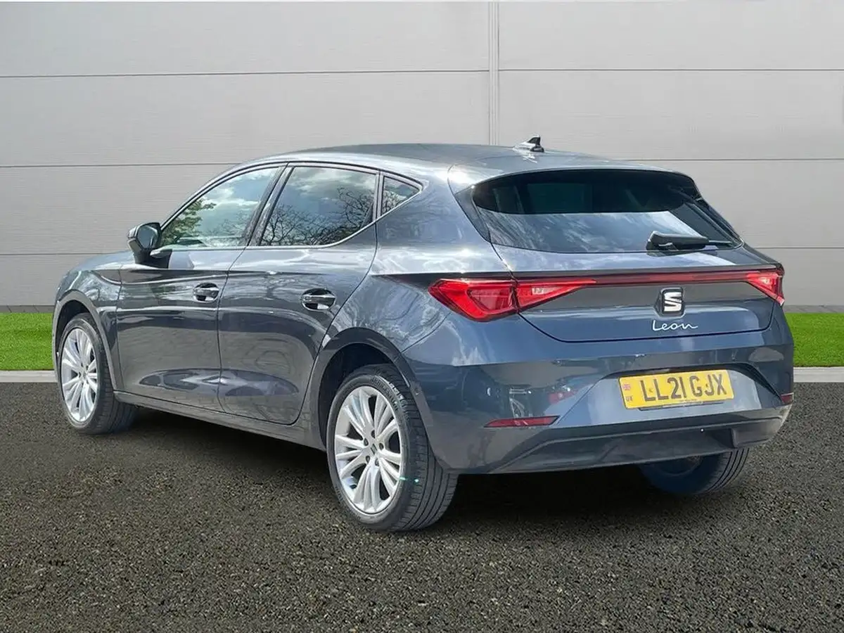 2020-seat-leon-20tdi-se-dynamic-115ps-hatchback-big-4