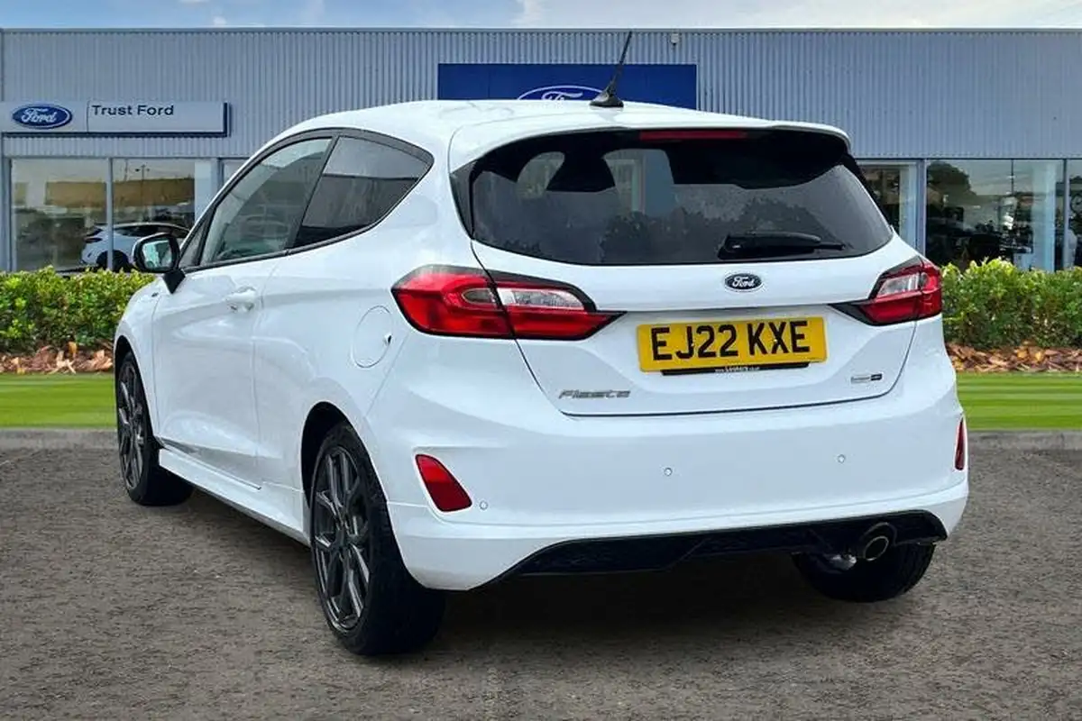 2022-ford-fiesta-big-1