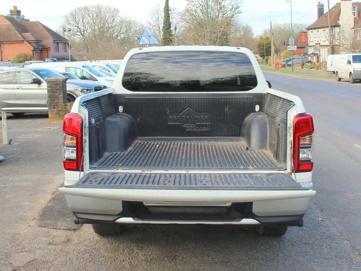 2021-mitsubishi-l200-22di-d-barbarian-big-41
