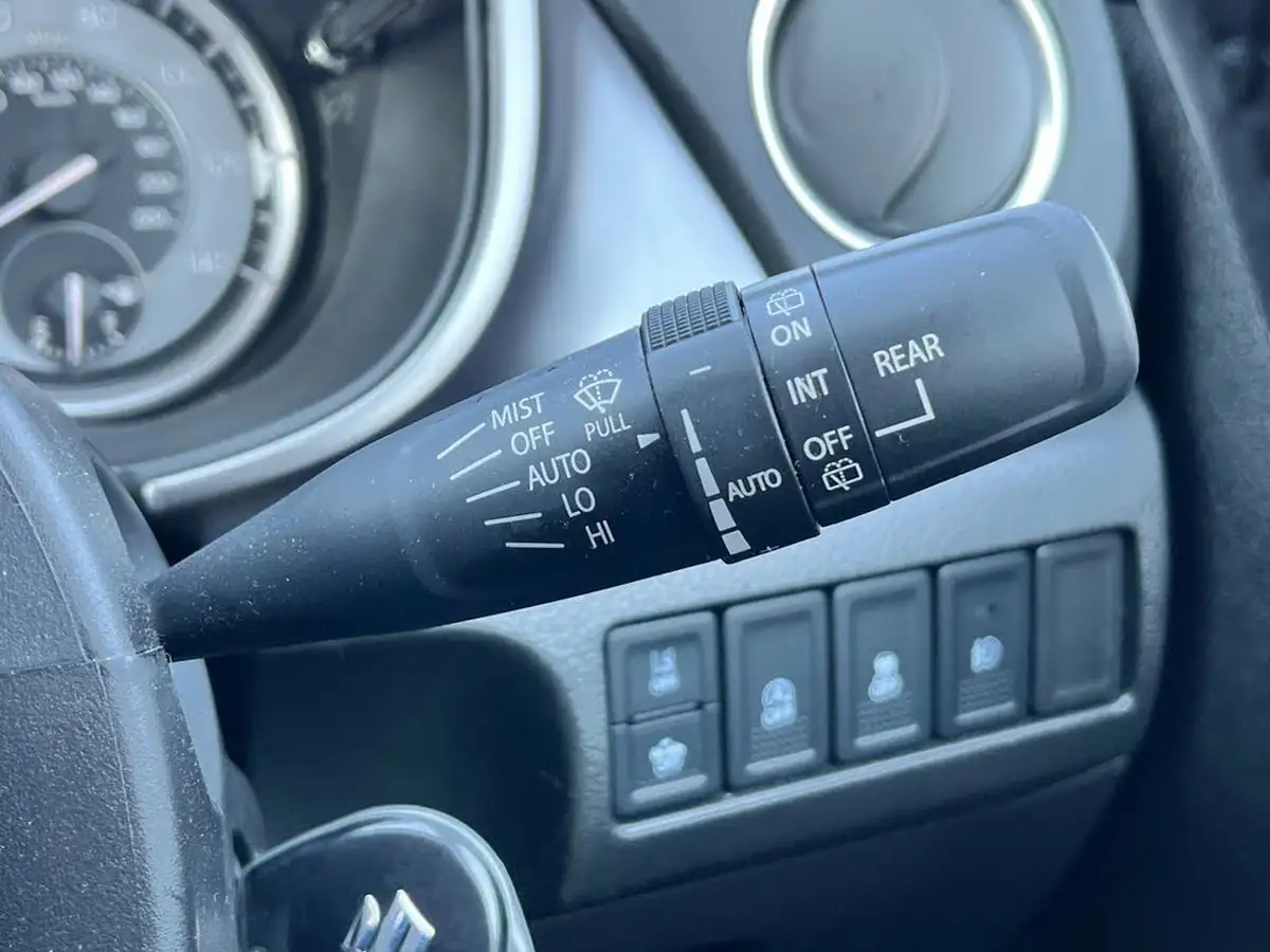 2023-suzuki-vitara-14-boosterjet-sz-t-big-50