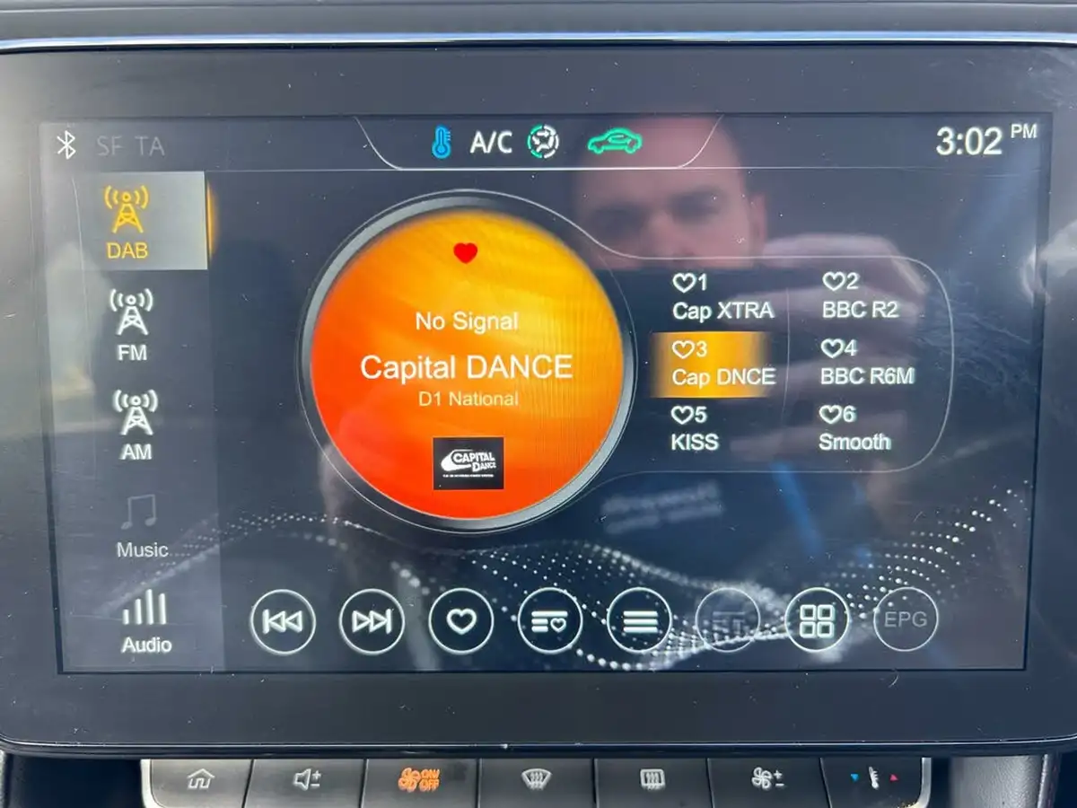 2022-mg-zs-suv-15-vti-tech-excite-big-13