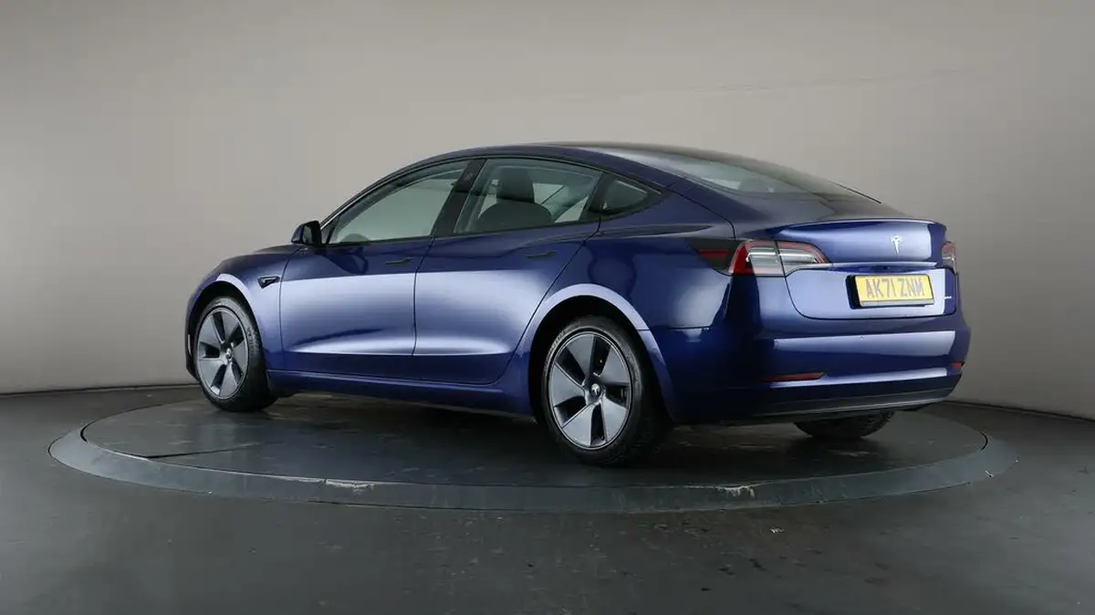 2021-tesla-model-3-e-long-range-awd-big-73