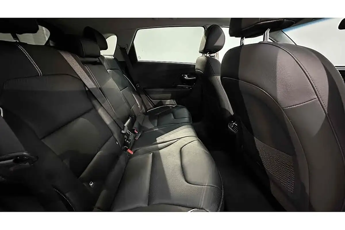 2021-kia-e-niro-ev-4-big-23