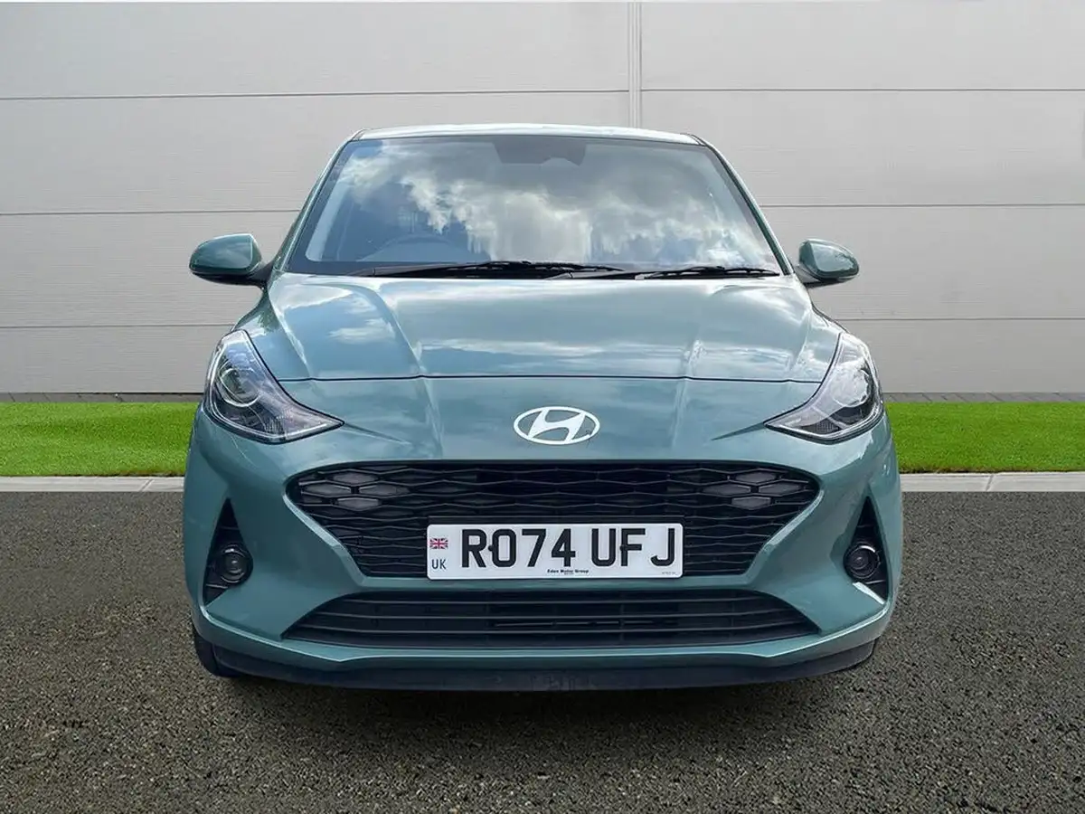 2024-hyundai-i10-12-premium-79ps-auto-big-1