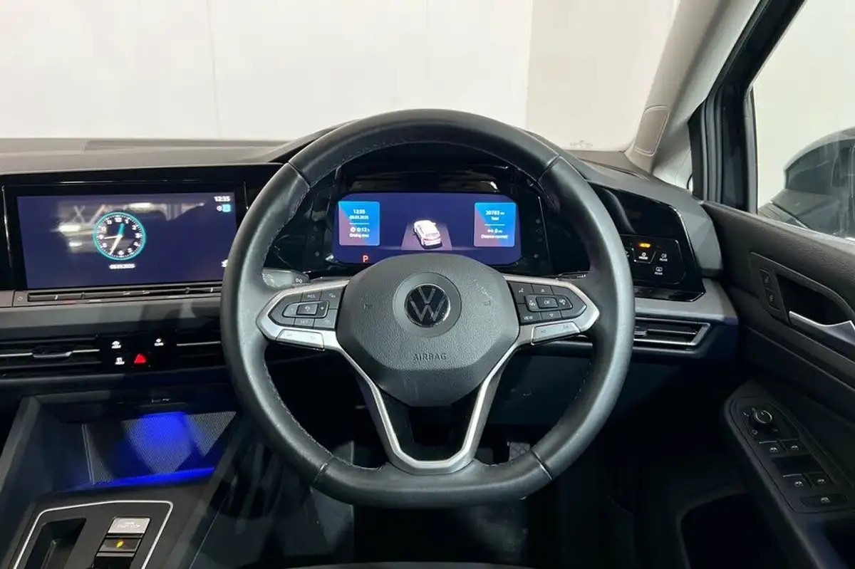 2022-volkswagen-golf-15-etsi-style-150ps-hatchback-big-14