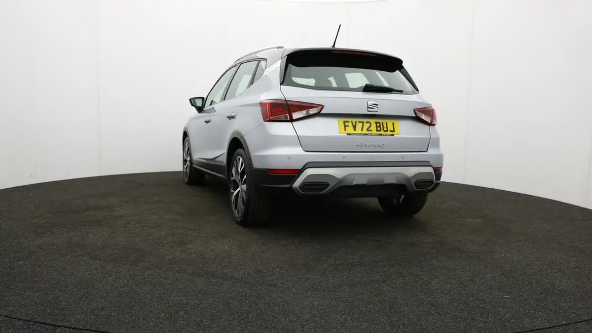 2023-seat-arona-10-tsi-xperience-lux-110ps-big-7
