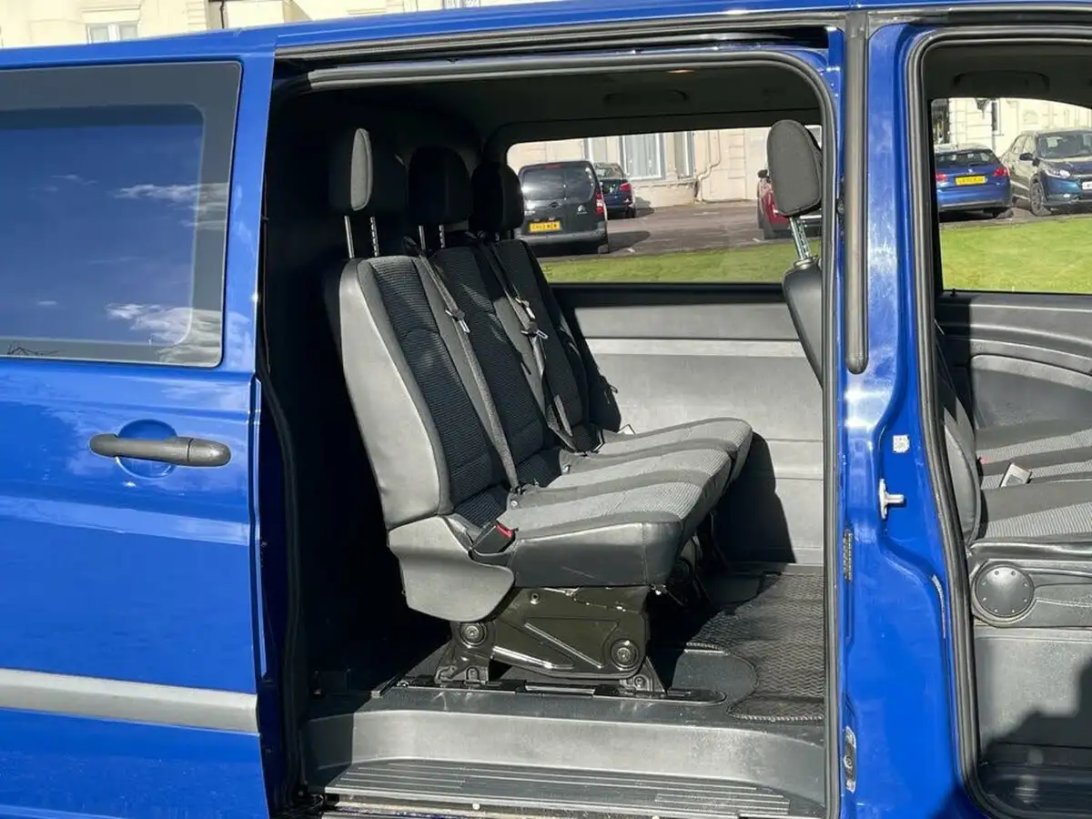 2014-mercedes-benz-vito-21td-dualiner-113cdi-113cdi-crewcab-compact-big-21