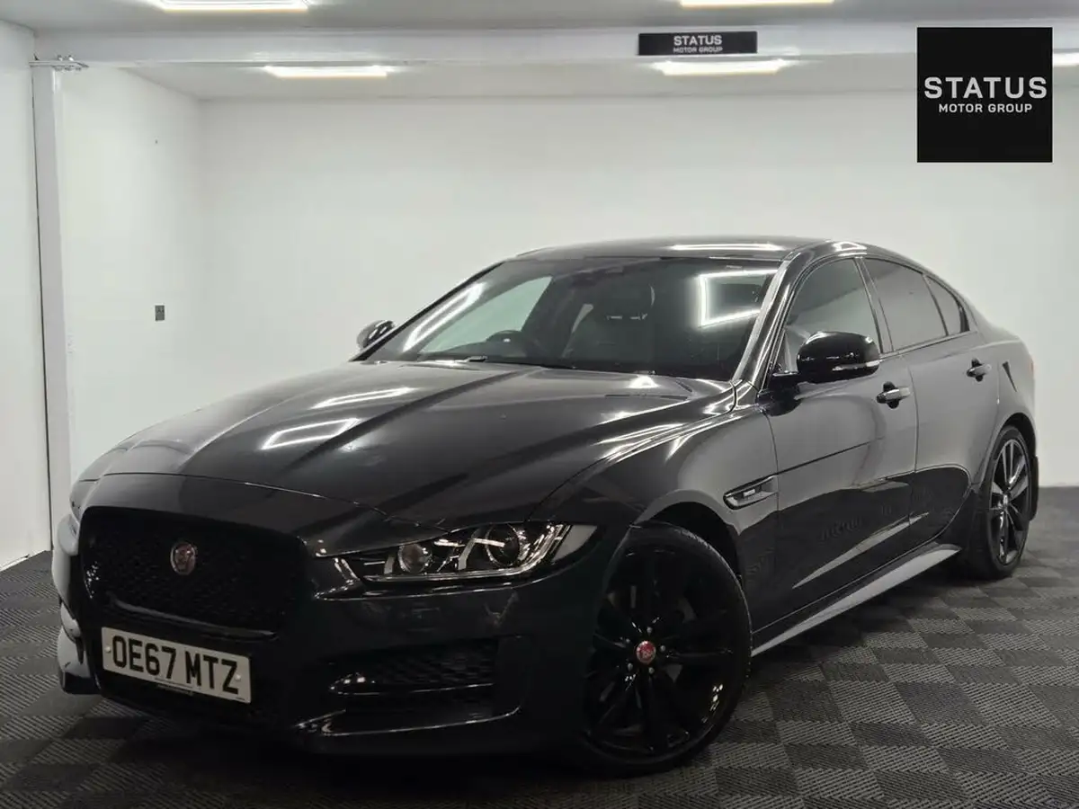 2017-jaguar-xe-20d-r-sport-240ps-awd-ss-1998cc-auto-big-3