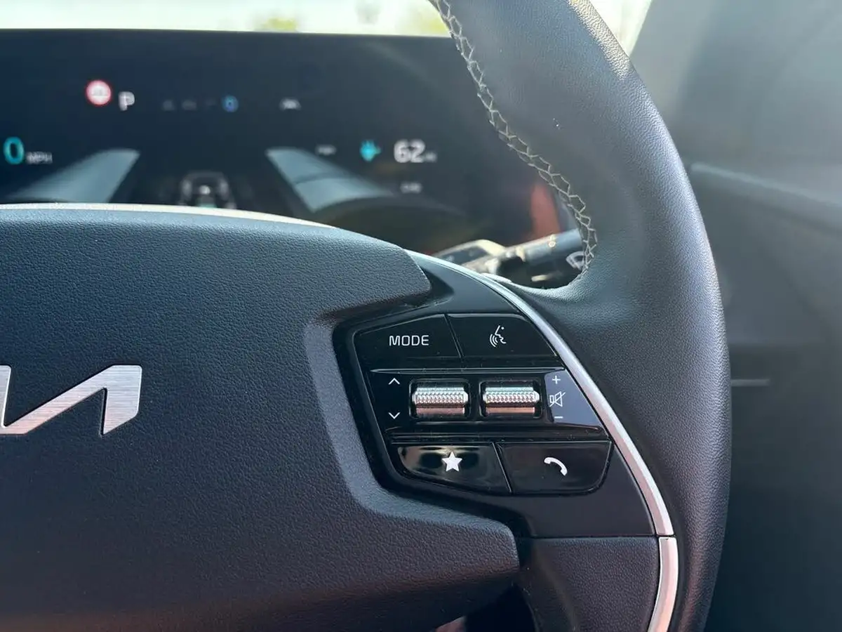 2022-kia-ev6-e-gt-line-320bhp-awd-heat-pump-big-25