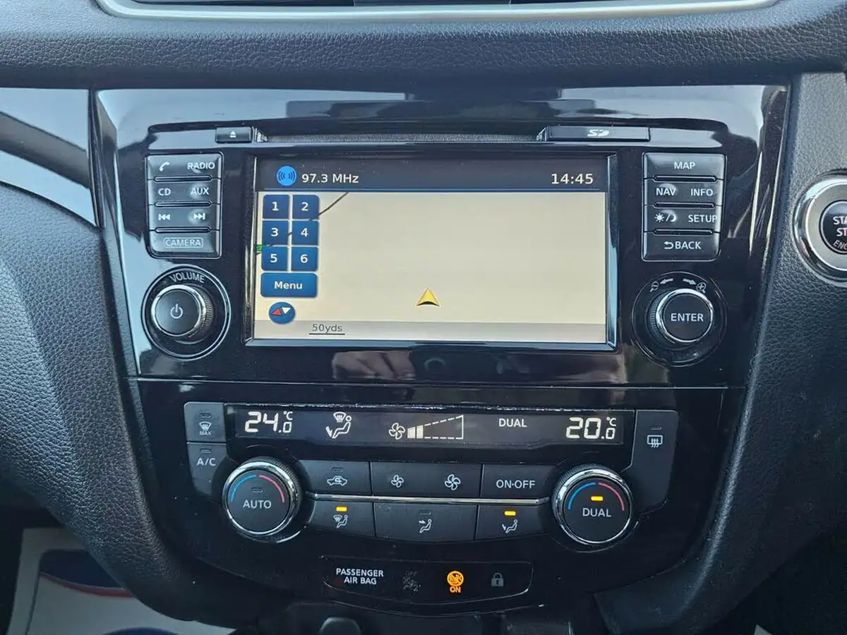 2015-nissan-qashqai-12-n-tec-xtronic-cvt-big-14