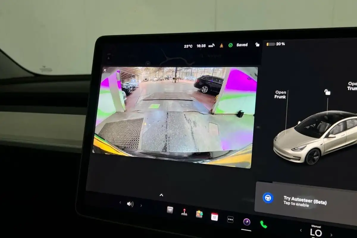 2020-tesla-model-3-e-long-range-big-15