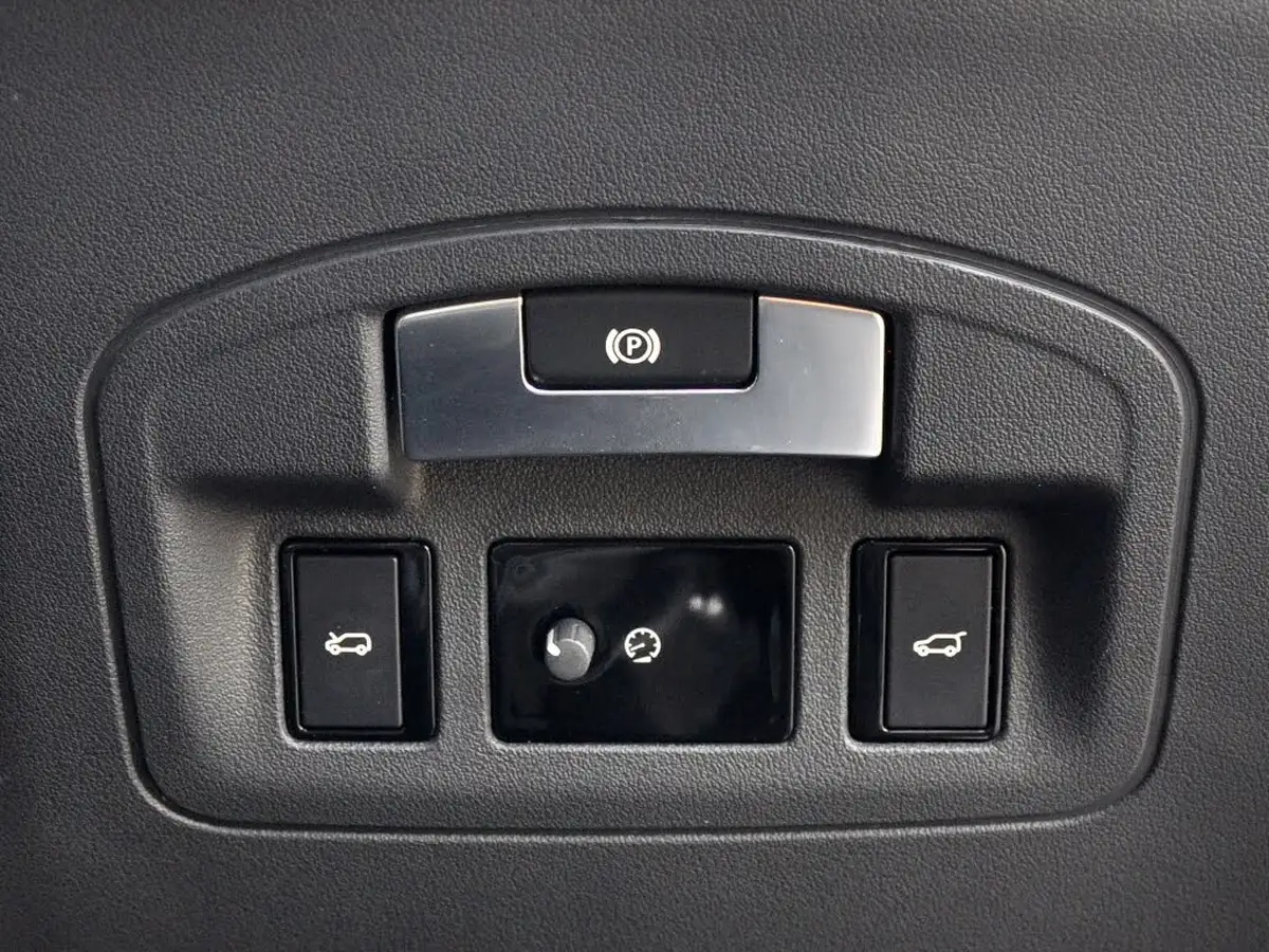 2021-jaguar-i-pace-ev400-hse-big-62