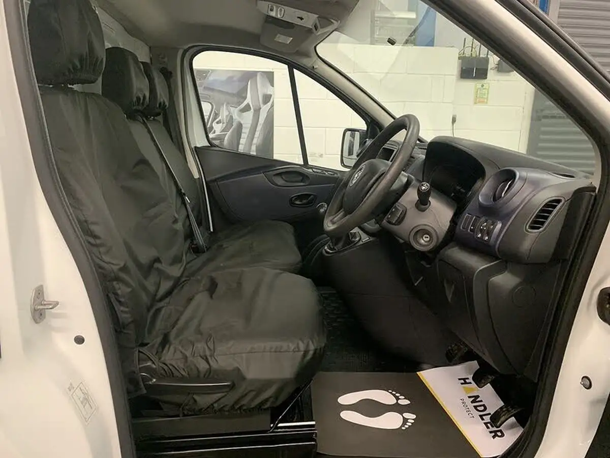 2016-vauxhall-vivaro-16cdti-2900-ecoflex-l1h1-90ps-panel-van-big-10