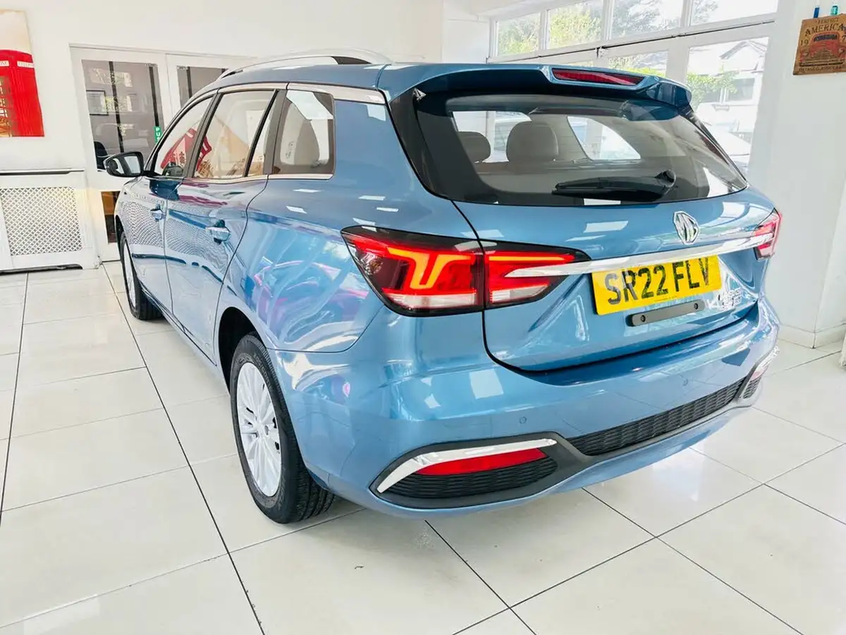 2022-mg-mg5-e-exclusive-ev-long-range-big-49