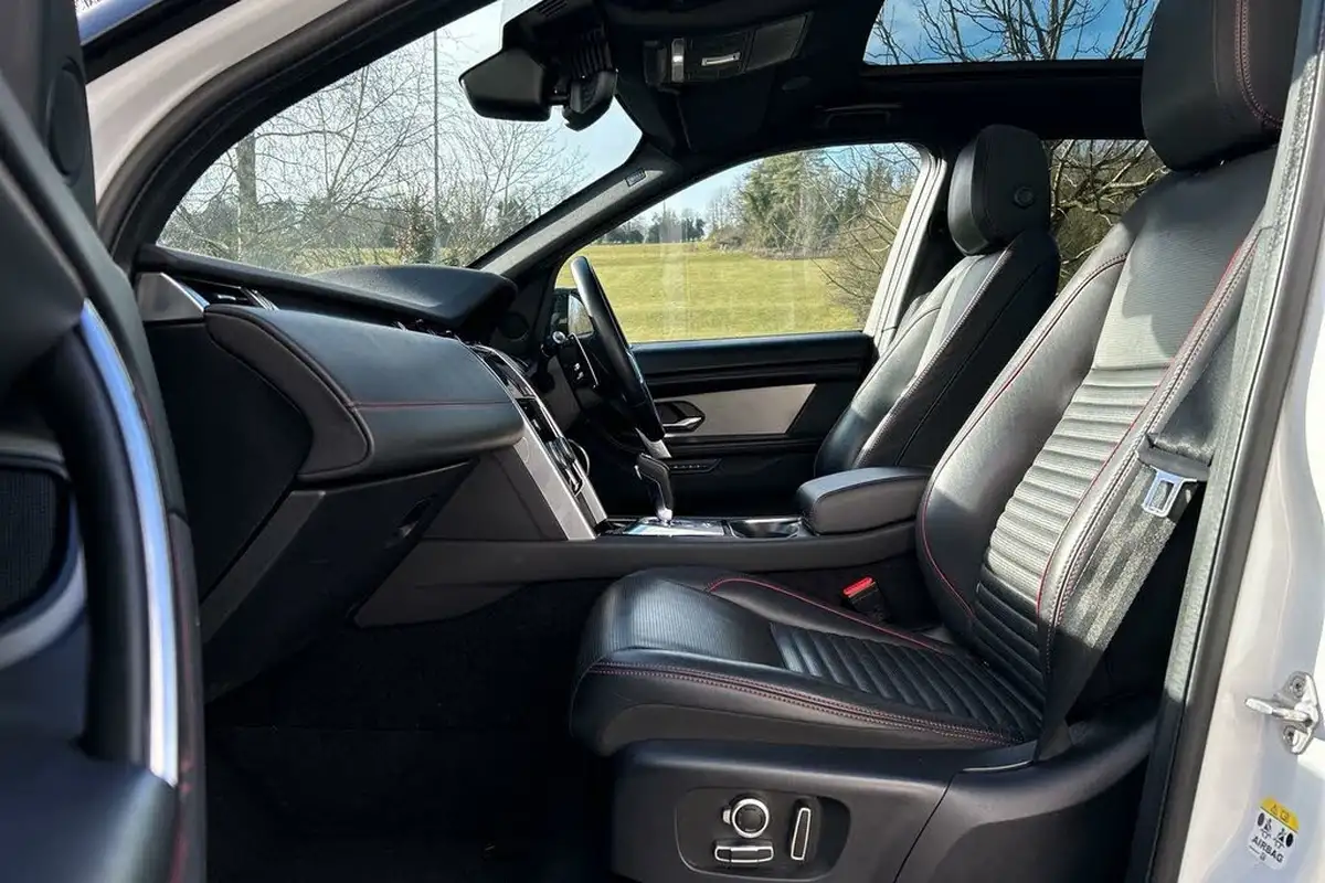 2021-land-rover-discovery-sport-20-d200-r-dynamic-hse-big-34