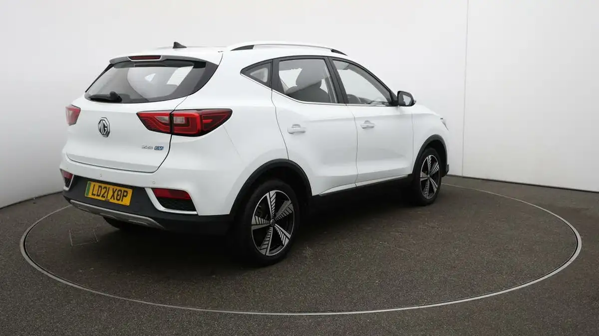 2021-mg-zs-suv-e-exclusive-ev-big-53