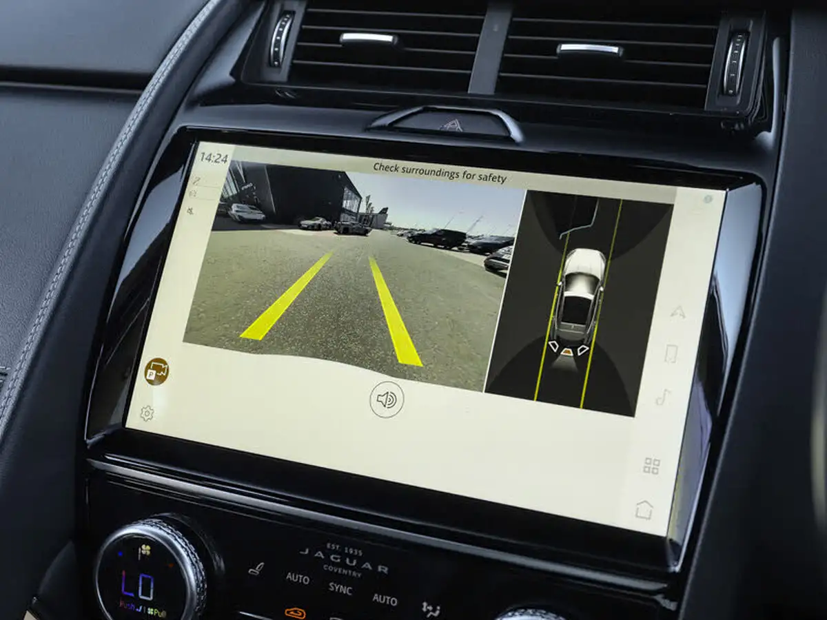 2021-jaguar-e-pace-20-d200-r-dynamic-s-big-16
