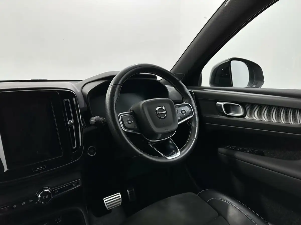 2021-volvo-xc40-15-t4-r-design-211bhp-big-10