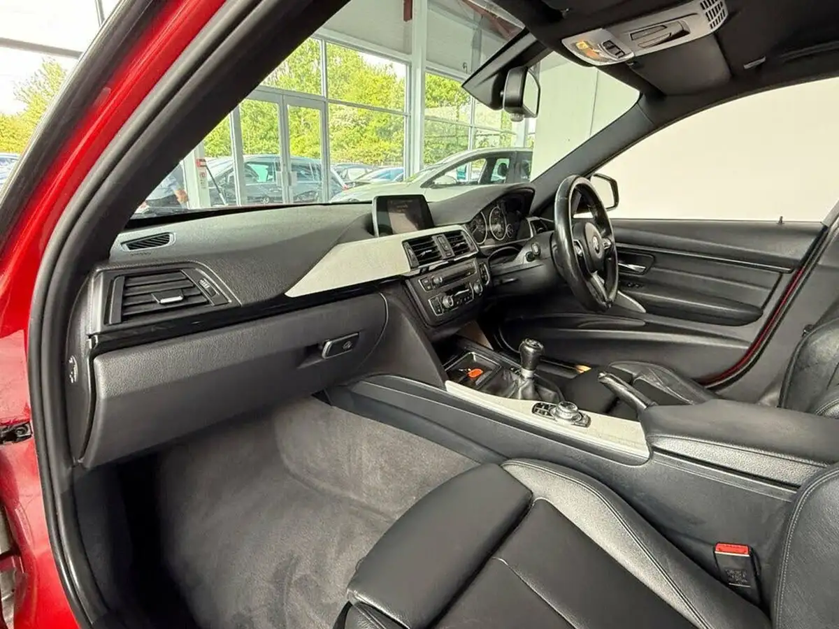 2014-bmw-3-series-20td-320d-m-sport-184bhp-blueperformance-ss-saloon-4d-big-13