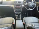 2015-skoda-yeti-outdoor-20tdi-elegance-140ps-4x4-5d-small-10