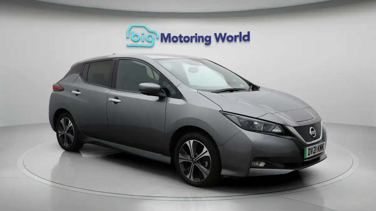 2021-nissan-leaf-e-e-n-connecta-big-1
