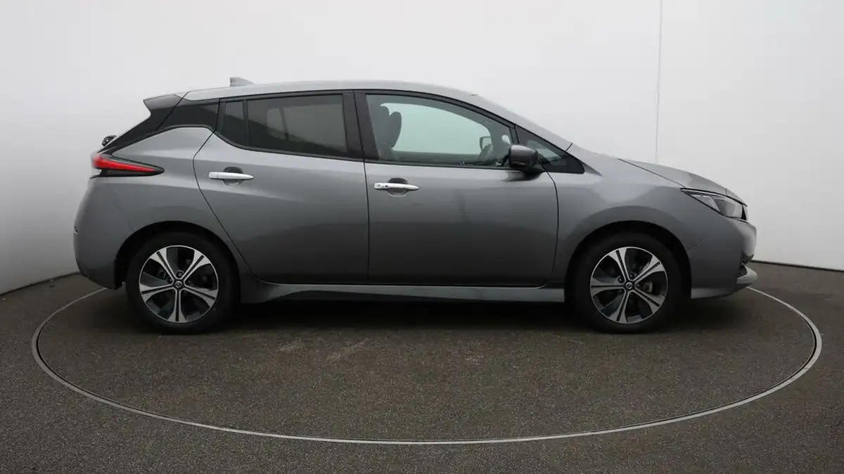 2021-nissan-leaf-e-e-n-connecta-big-49