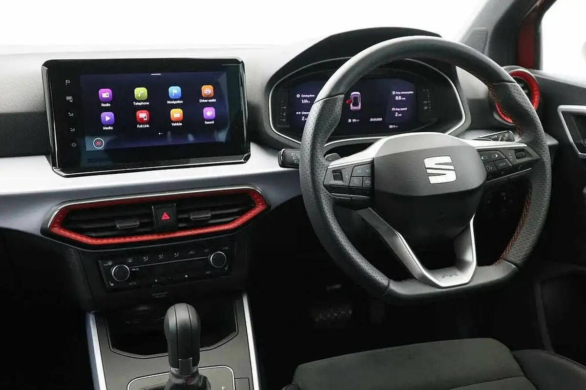 2024-seat-arona-10-tsi-fr-sport-115ps-dsg-big-1