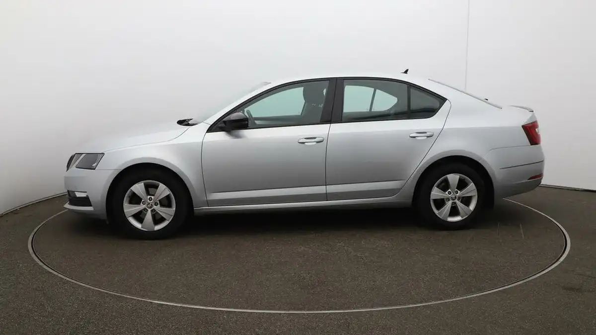 2019-skoda-octavia-15-tsi-se-technology-act-hatchback-big-64
