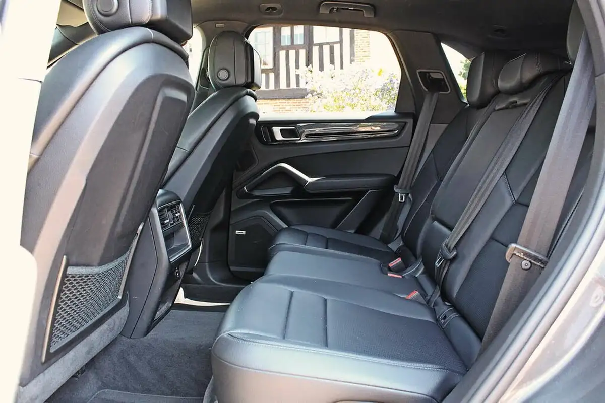 2020-porsche-cayenne-30-v6-e-hybrid-462ps-station-wagon-big-14
