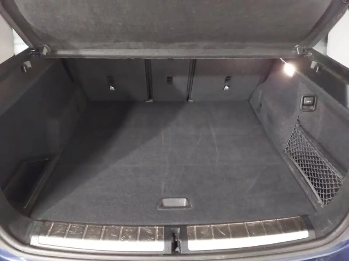 2021-bmw-x1-20-xdrive20i-xline-big-7