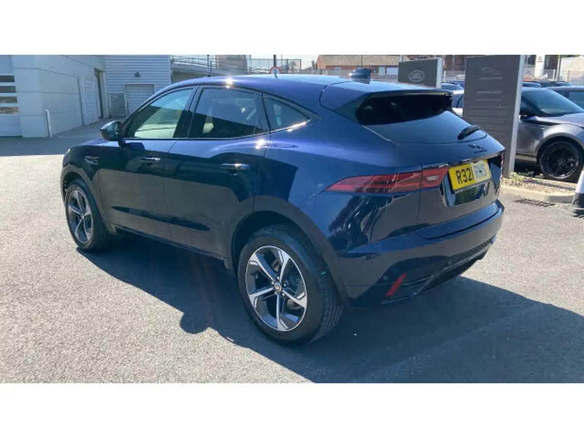 2024-jaguar-e-pace-20-d200-r-dynamic-se-black-big-40