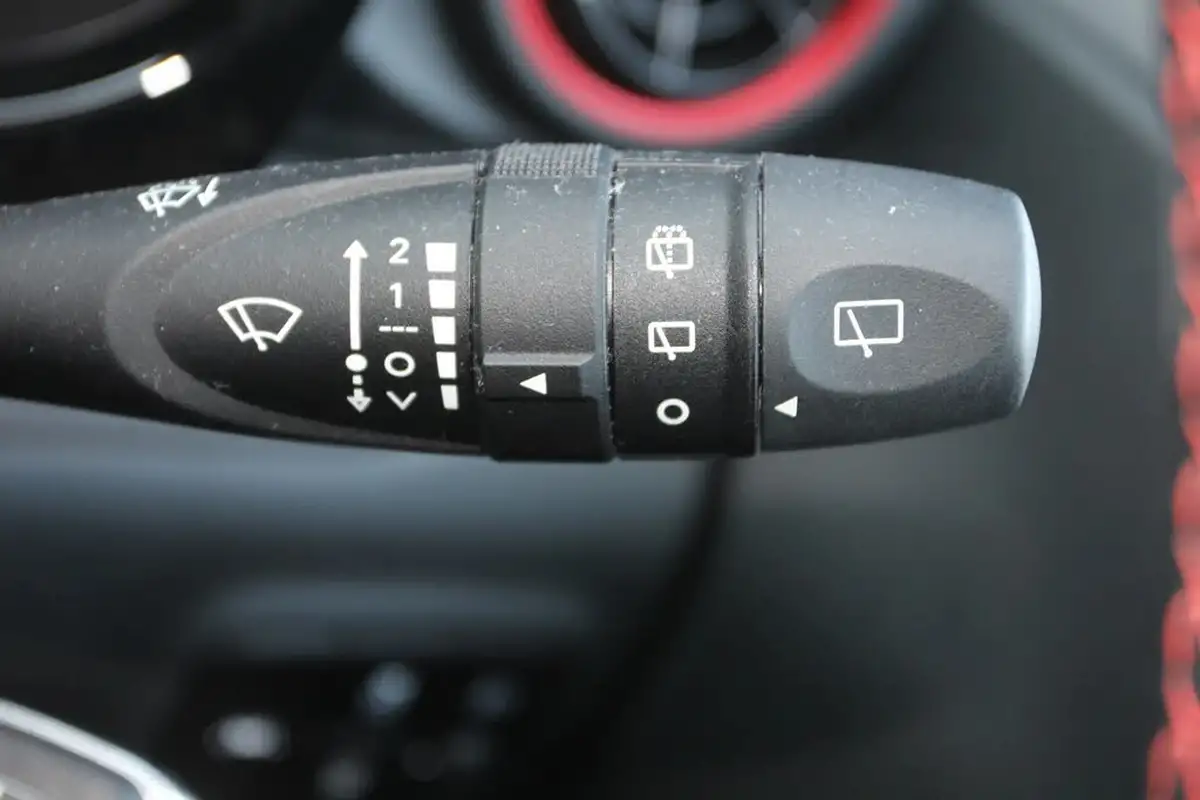 2021-hyundai-i10-10-t-gdi-n-line-big-24