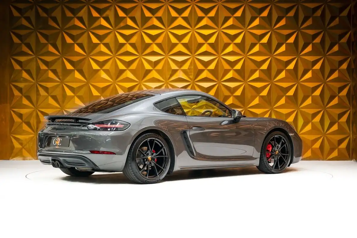 2020-porsche-cayman-718-25-cayman-s-pdk-big-6